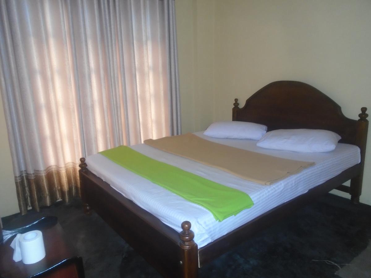 Hotel Ayos Hill Adam'S Peak Free Shuttle Nallathanniya Exterior foto